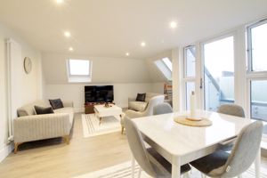 Photo 19- click for photo gallery